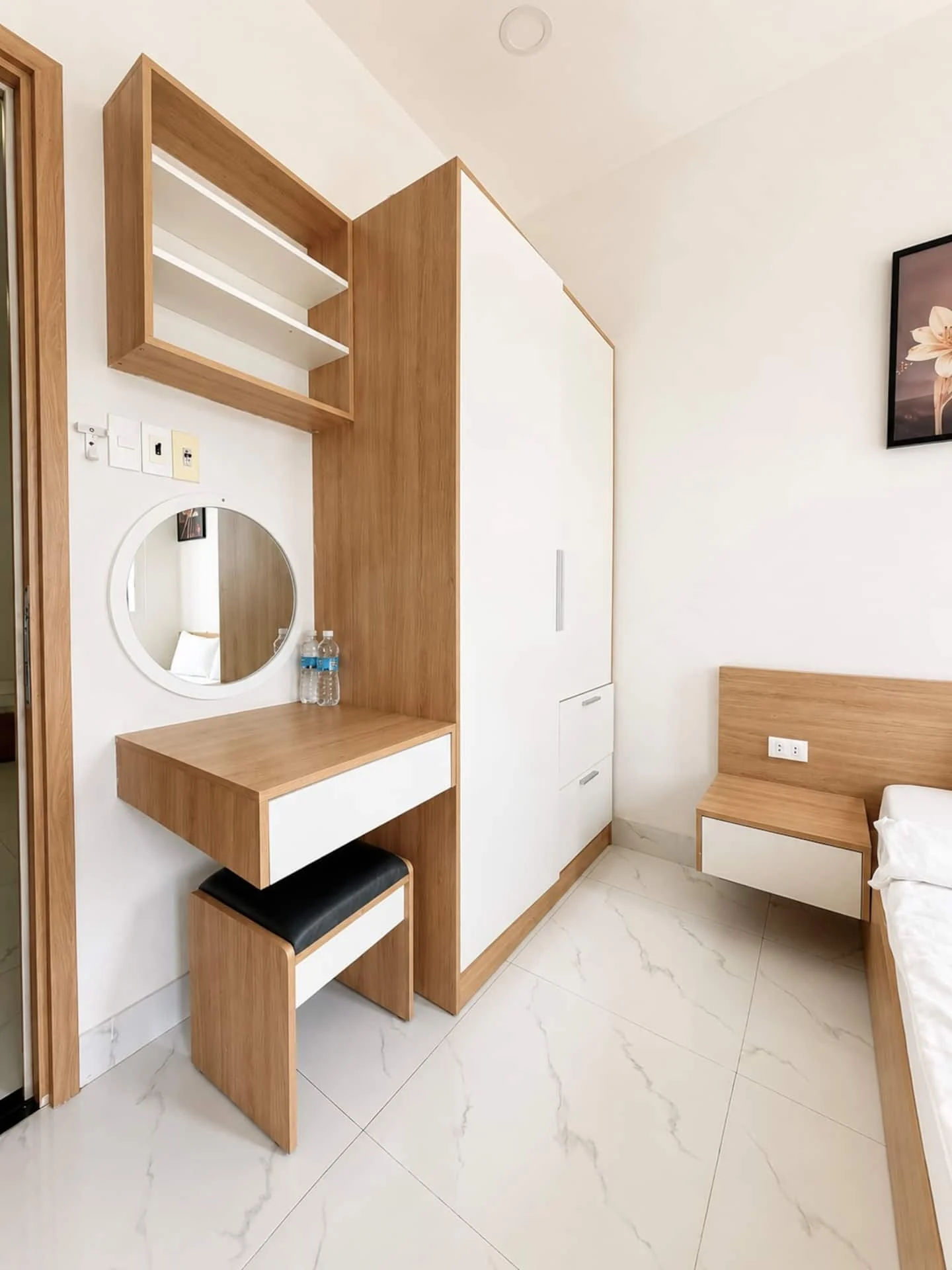 One Bedroom Apartment · Photo 13